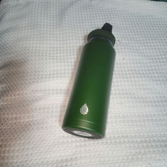 TAL EUC 50 OZ STAINLESS STEEL EVERETT WATER BOTTLE GREEN - Picture 1 of 7